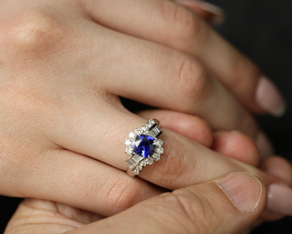 Fine 2.25ct GIA Blue Cushion Sapphire 0.80ct Diamond Platinum Ring, Size 7