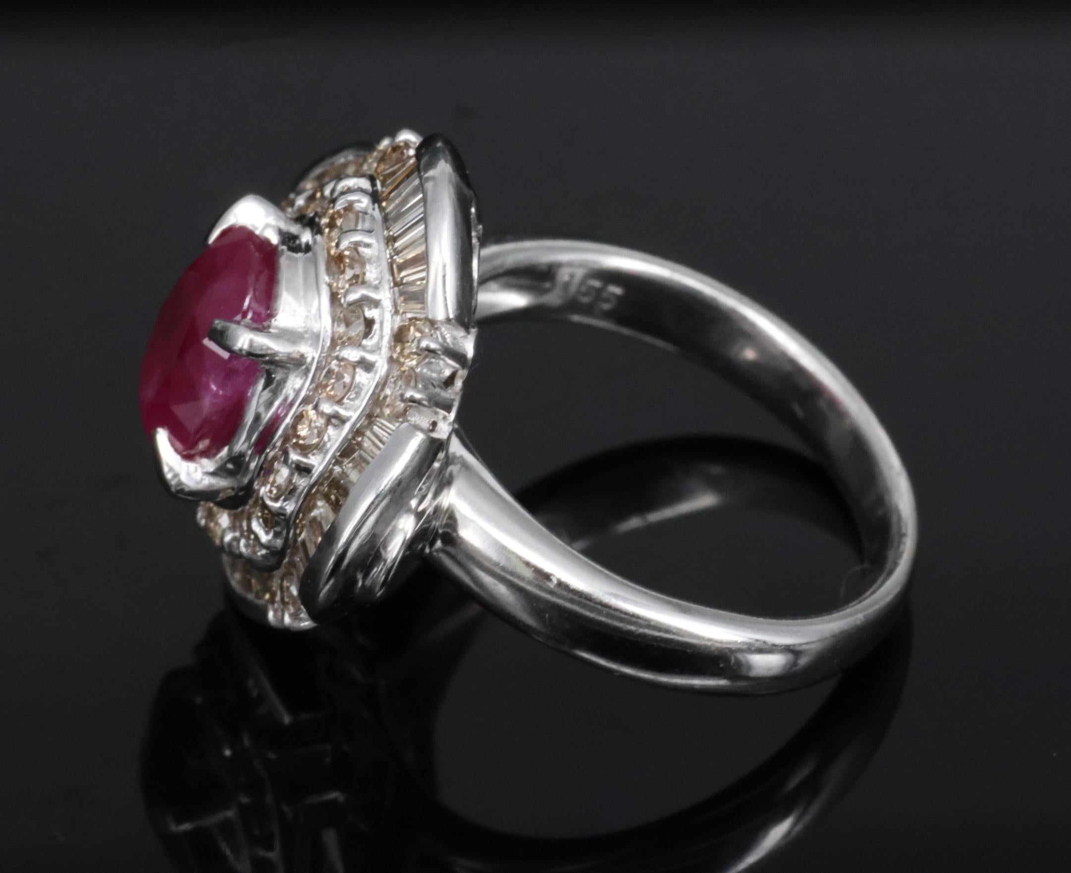 Vintage 2.54ct Intense Red Ruby & 1.55ct Diamond Platinum Ring Size 6.25
