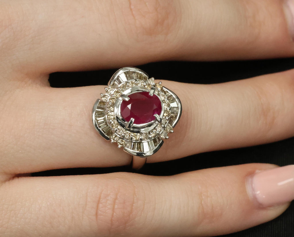 Vintage 2.54ct Intense Red Ruby & 1.55ct Diamond Platinum Ring Size 6.25