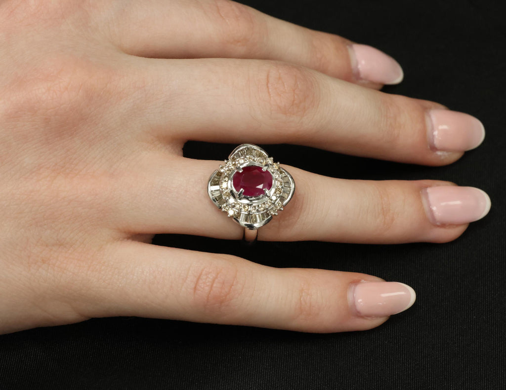 Vintage 2.54ct Intense Red Ruby & 1.55ct Diamond Platinum Ring Size 6.25