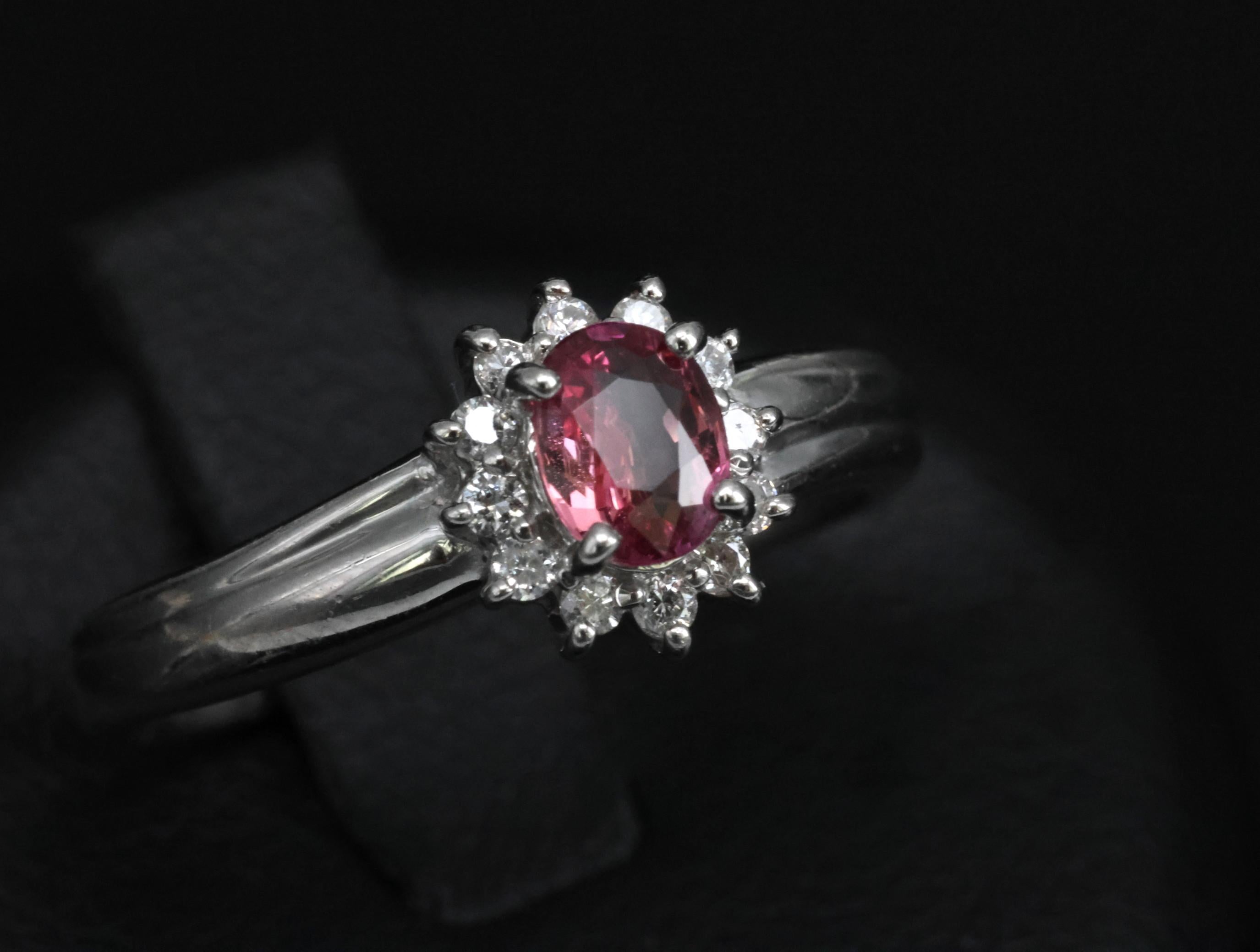 Fine 0.54ct Padparadscha Sapphire & 0.15ct Diamond Platinum Ring Size 7.5, 4.62g