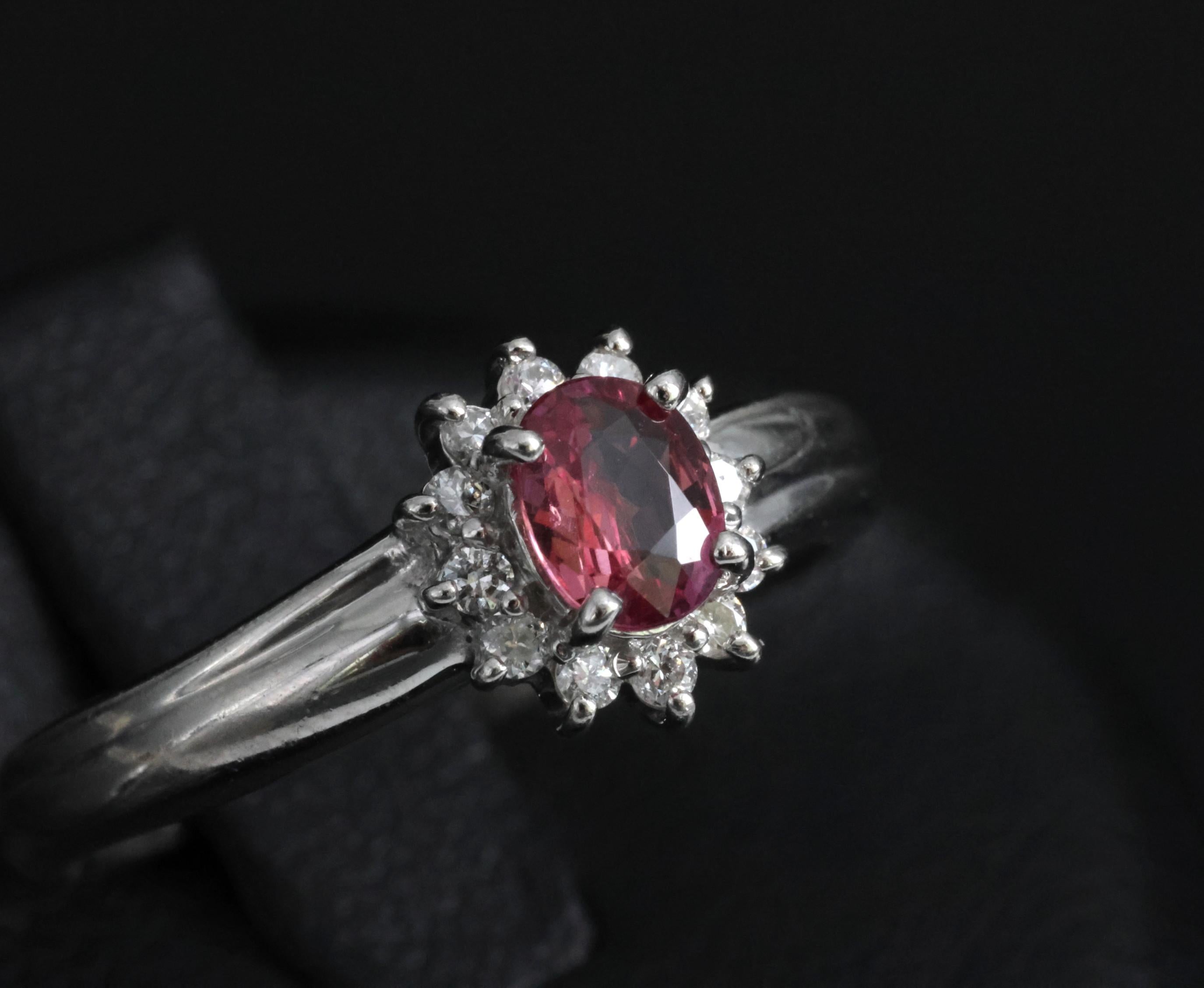 Fine 0.54ct Padparadscha Sapphire & 0.15ct Diamond Platinum Ring Size 7.5, 4.62g