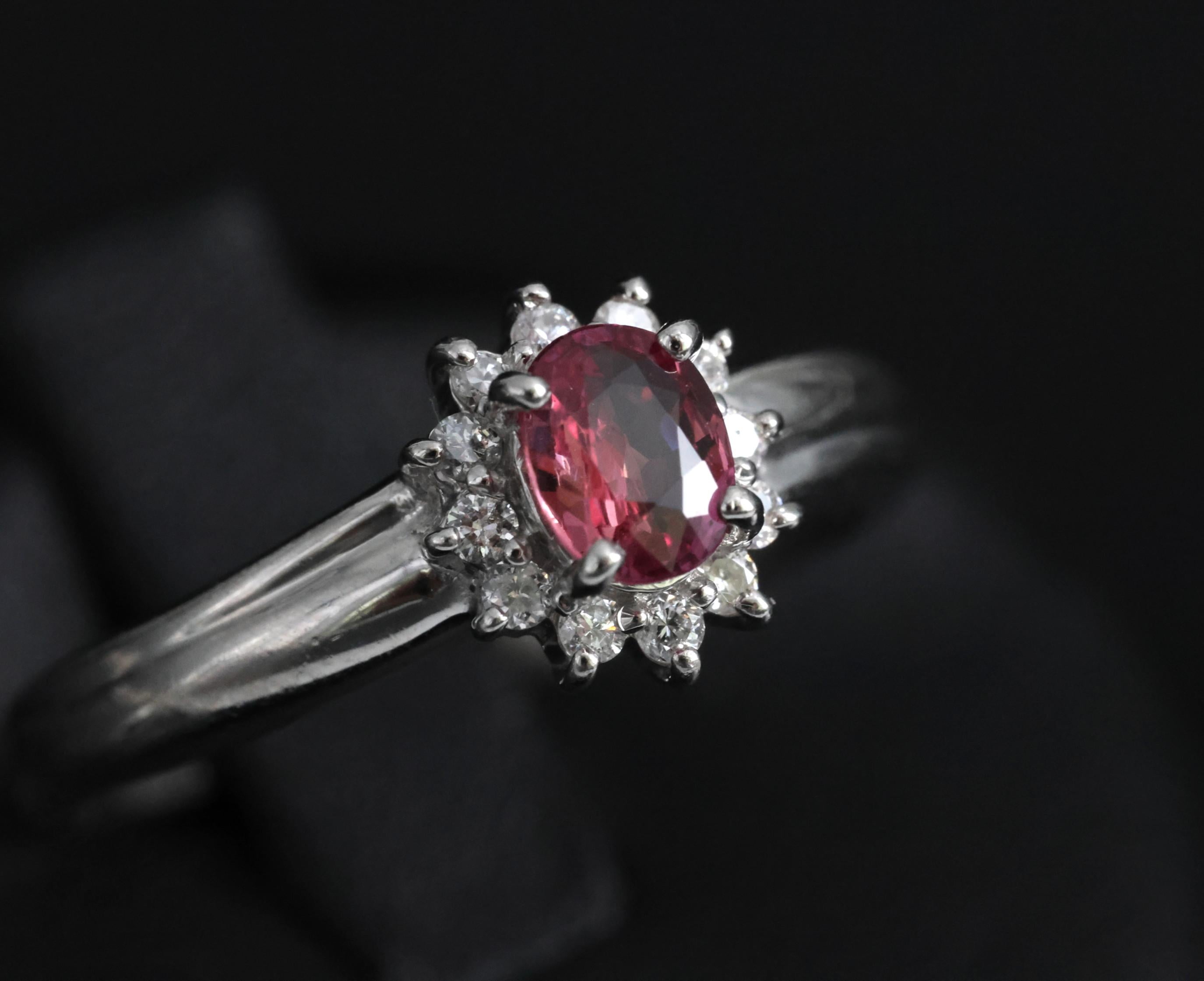 Fine 0.54ct Padparadscha Sapphire & 0.15ct Diamond Platinum Ring Size 7.5, 4.62g