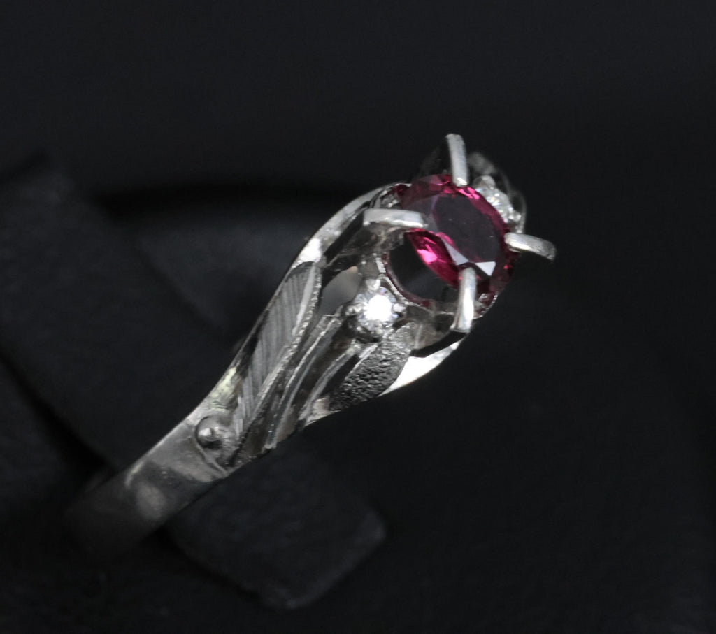 Vintage 0.30ct Ruby & 0.04ct Diamond Platinum Handmade Ring, Size 6.75, 3.4g