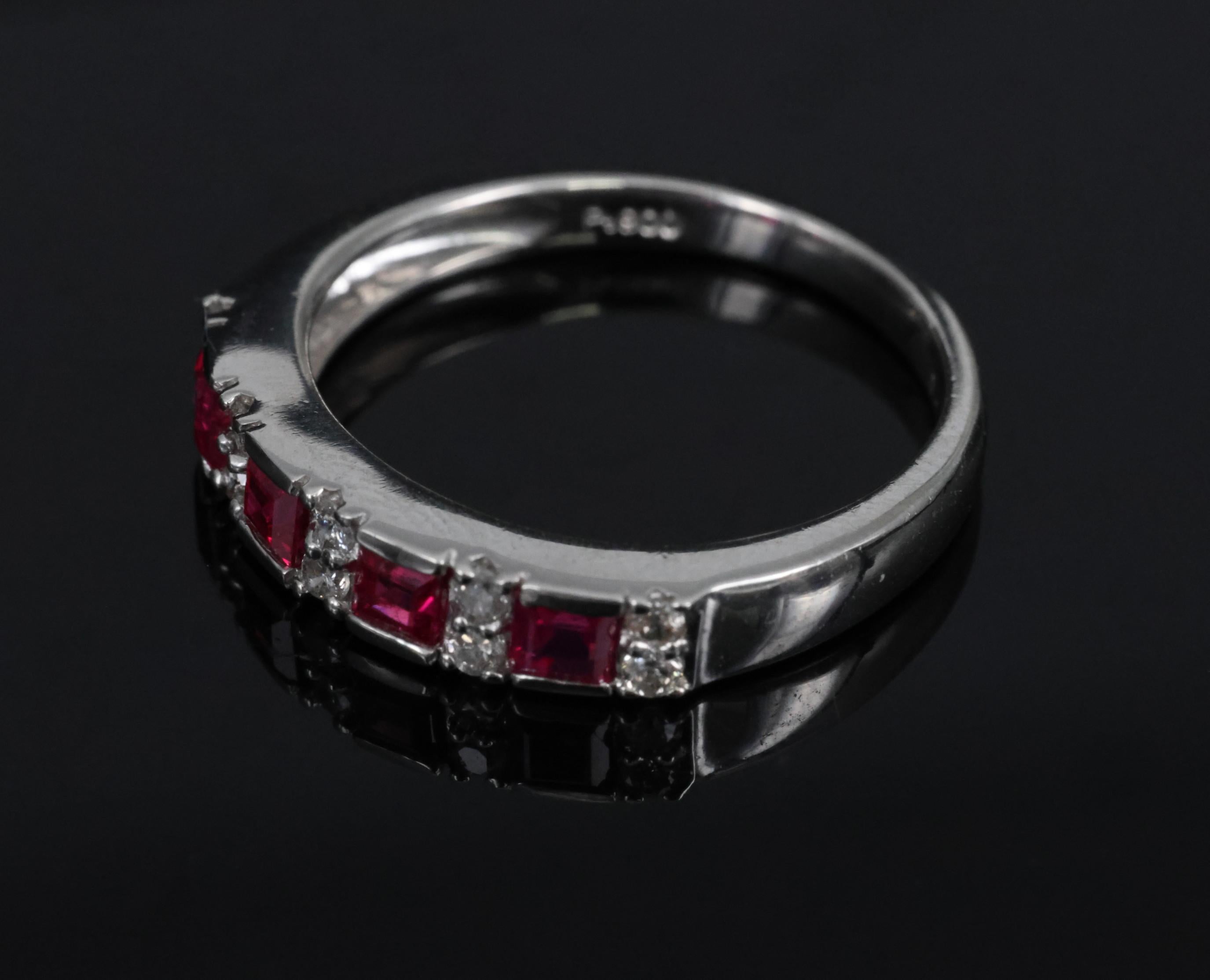 Vintage 0.55ct Vivid Red Ruby & 0.15ct Diamond Platinum 3.5mm Band Size 6.25