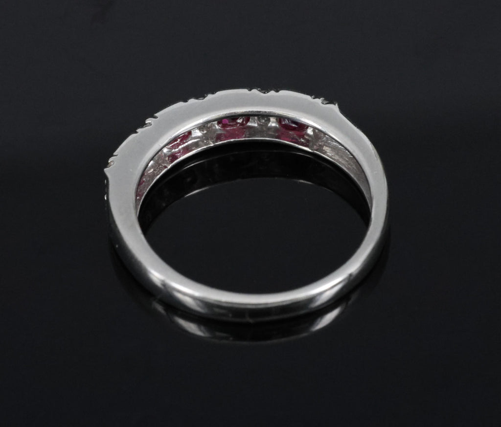 Vintage 0.55ct Vivid Red Ruby & 0.15ct Diamond Platinum 3.5mm Band Size 6.25