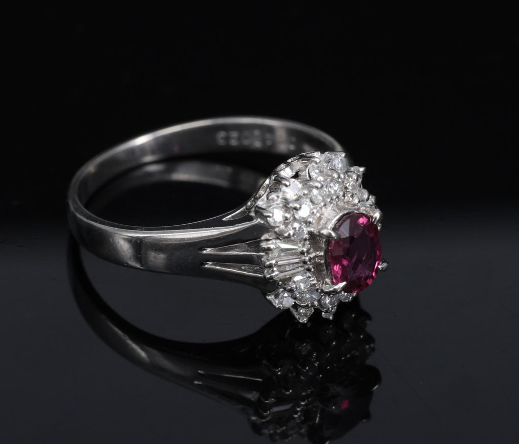Vintage 0.44ct Natural Ruby 0.23ct Diamond Platinum Cocktail Ring Size 5.5 3.88g
