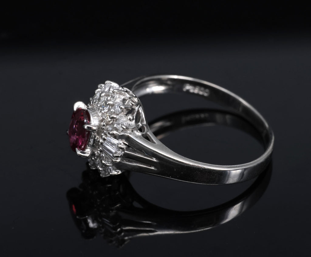 Vintage 0.44ct Natural Ruby 0.23ct Diamond Platinum Cocktail Ring Size 5.5 3.88g