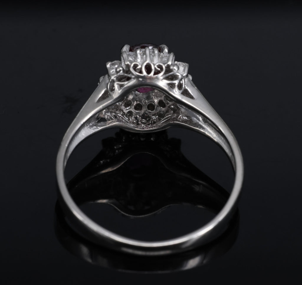 Vintage 0.44ct Natural Ruby 0.23ct Diamond Platinum Cocktail Ring Size 5.5 3.88g