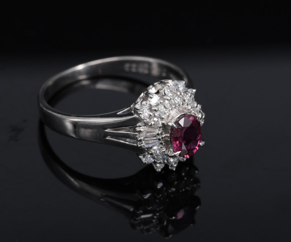 Vintage 0.44ct Natural Ruby 0.23ct Diamond Platinum Cocktail Ring Size 5.5 3.88g
