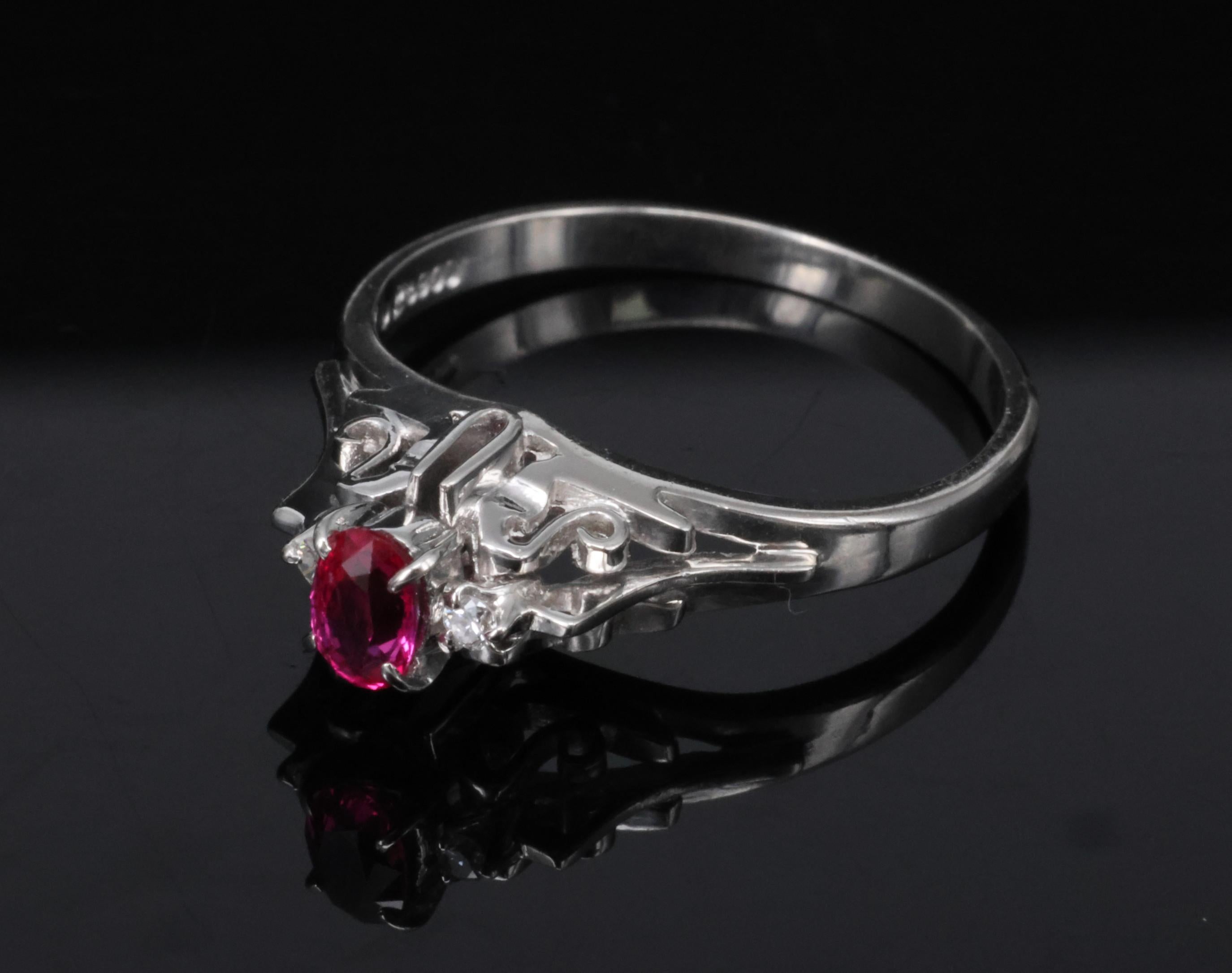 Vintage 0.28ct Vivid Red Natural Ruby & 0.04ct Diamond Platinum Ring Size 6