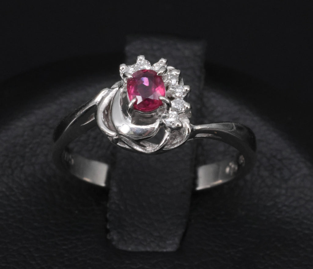 Vintage 0.21ct Natural Ruby & 0.05ct Diamond Handmade Platinum Ring Size 4.5