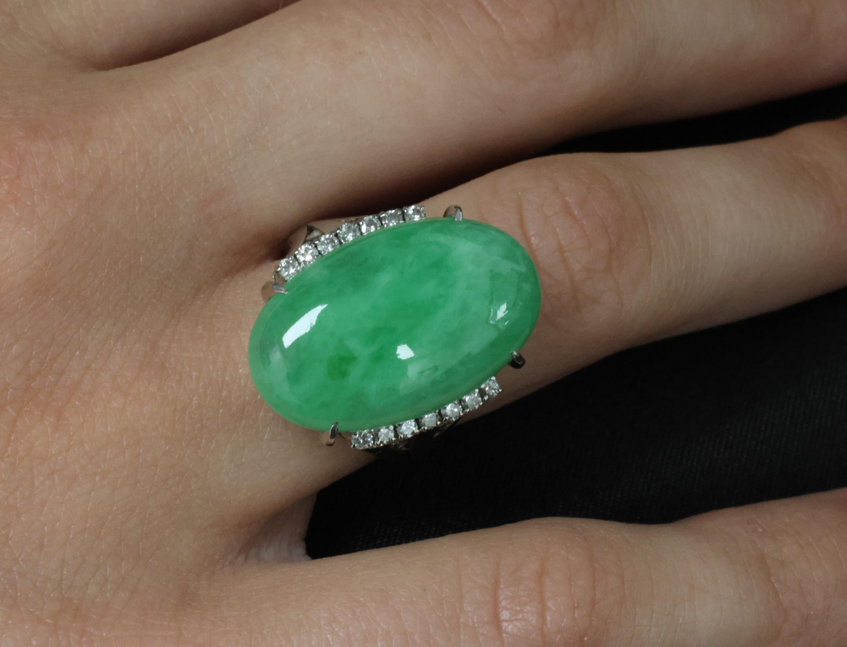 18.26ct Natural Apple Green Jadeite Jade & 0.24ct Diamond Platinum Ring Size 7.5