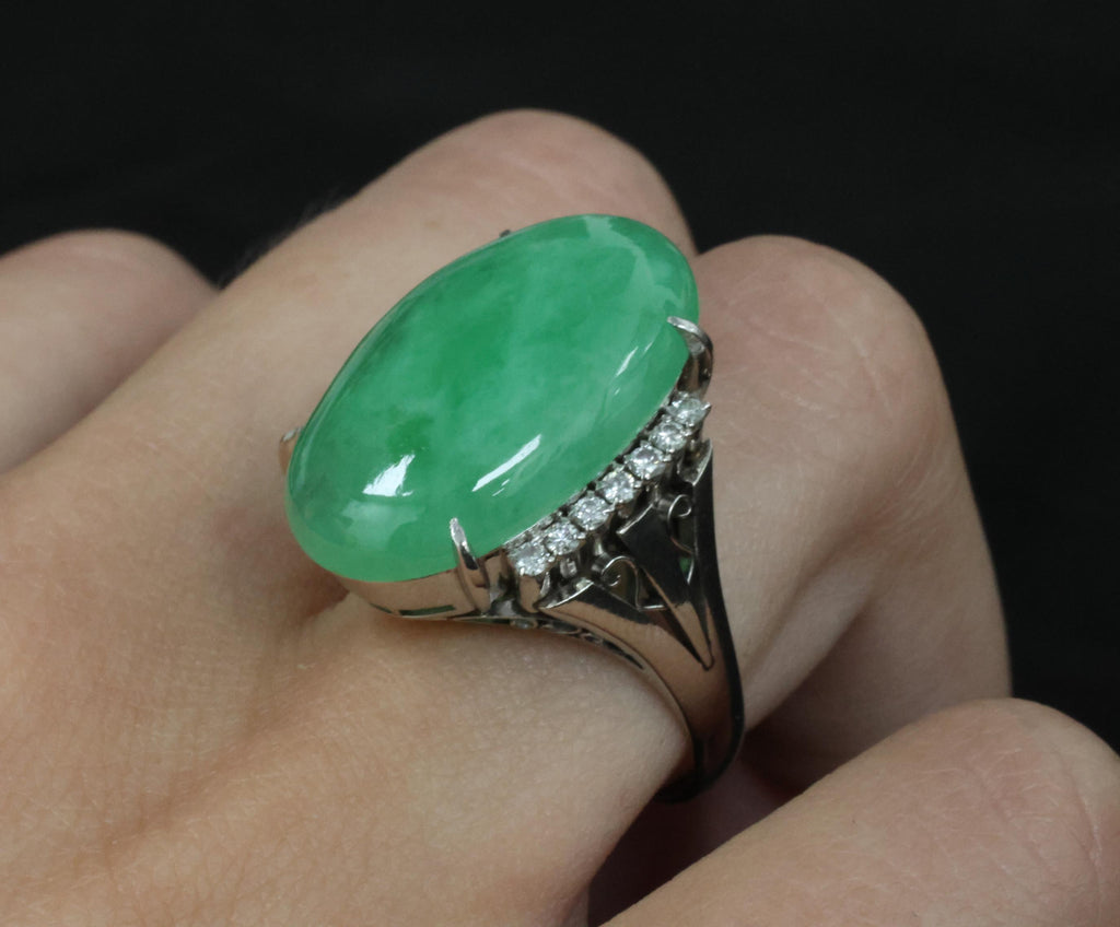 18.26ct Natural Apple Green Jadeite Jade & 0.24ct Diamond Platinum Ring Size 7.5