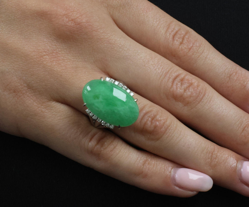 18.26ct Natural Apple Green Jadeite Jade & 0.24ct Diamond Platinum Ring Size 7.5