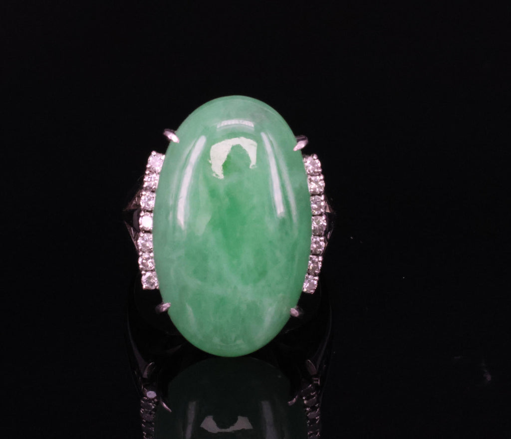 18.26ct Natural Apple Green Jadeite Jade & 0.24ct Diamond Platinum Ring Size 7.5
