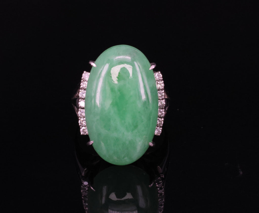 18.26ct Natural Apple Green Jadeite Jade & 0.24ct Diamond Platinum Ring Size 7.5