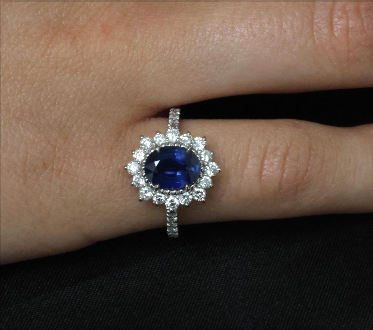 Fine 1.72ct GIA Blue Sapphire & 0.78ct Diamond Platinum Ring Size 5.75