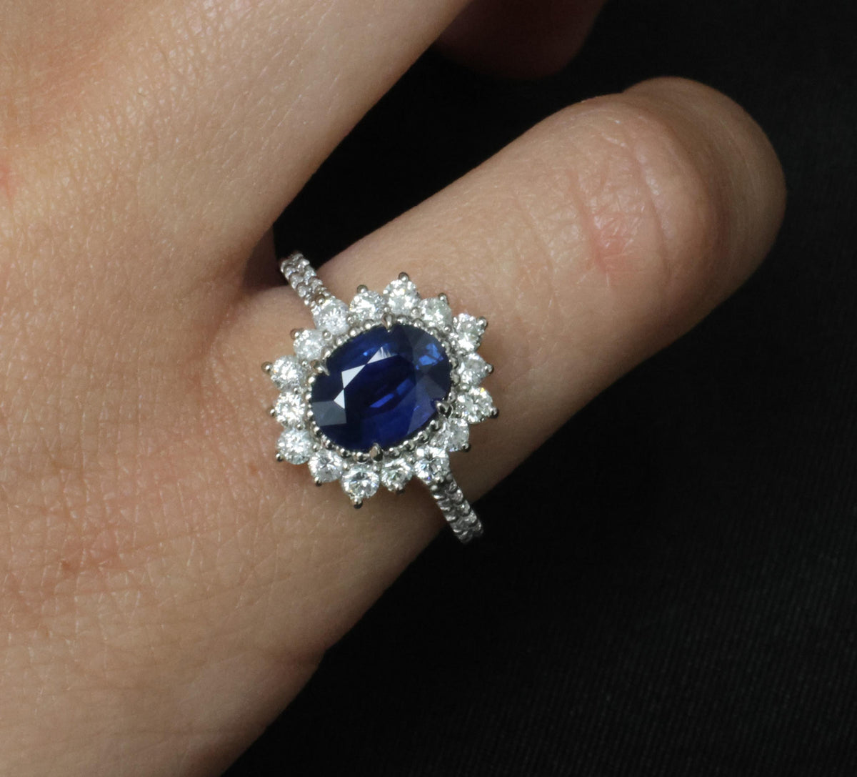 Fine 1.72ct GIA Blue Sapphire & 0.78ct Diamond Platinum Ring Size 5.75