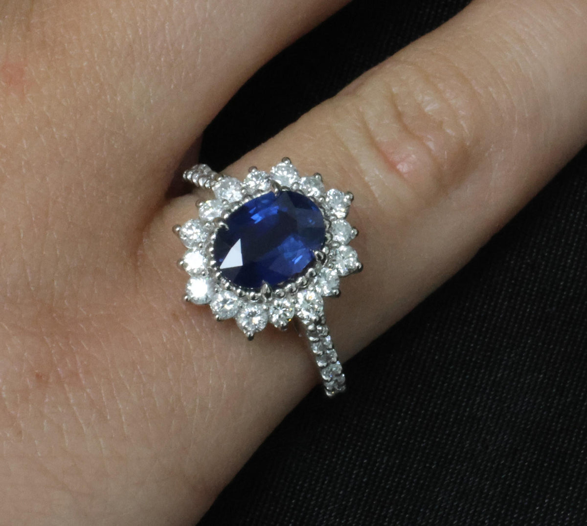 Fine 1.72ct GIA Blue Sapphire & 0.78ct Diamond Platinum Ring Size 5.75