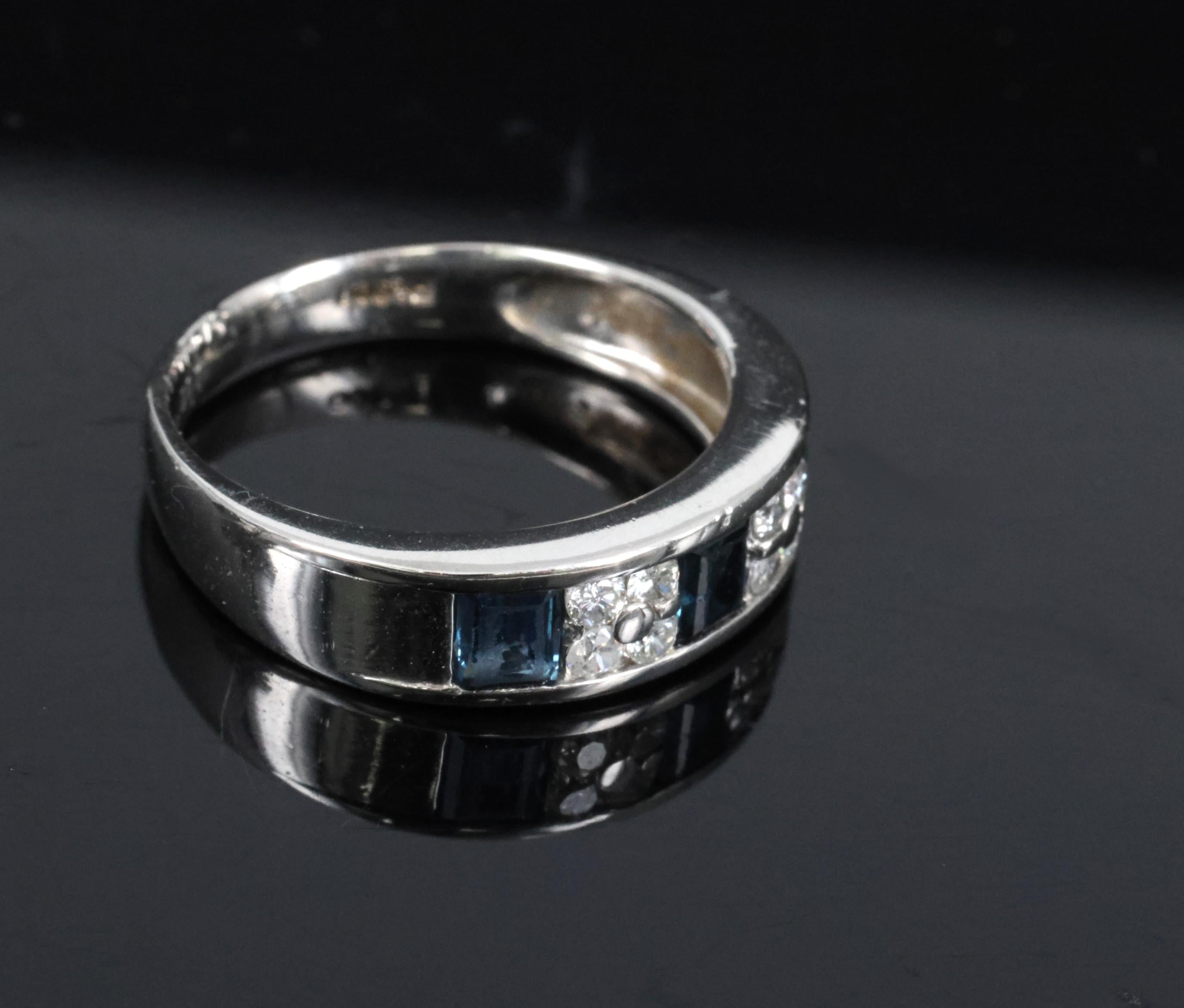Vintage 0.68ct Natural Blue Sapphire 0.18ct Diamond Platinum 4.9mm Band Size 5.5