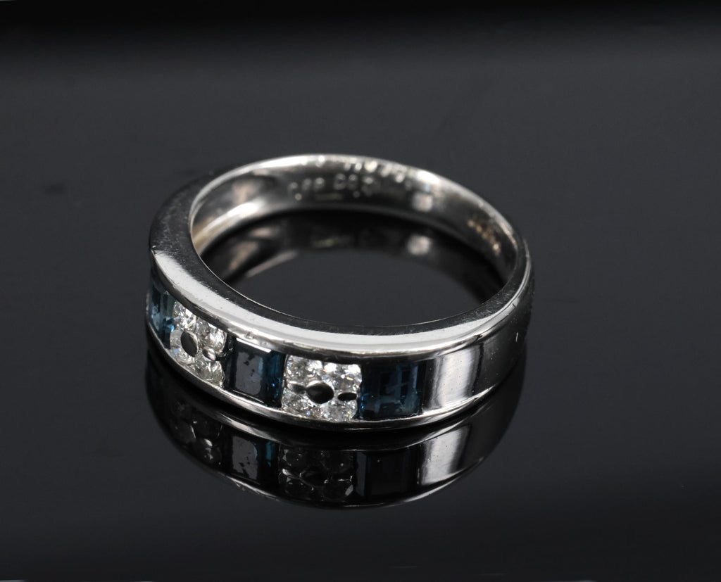 Vintage 0.68ct Natural Blue Sapphire 0.18ct Diamond Platinum 4.9mm Band Size 5.5