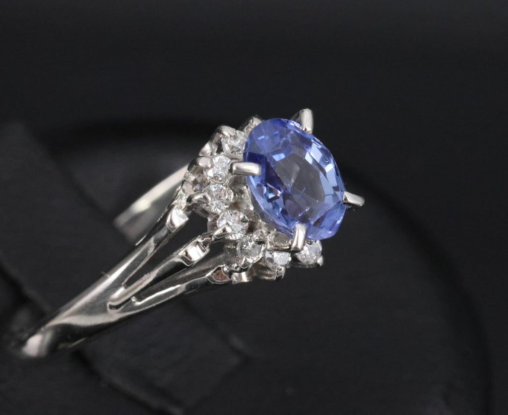 0.97ct Natural Violet Blue Sapphire & 0.17ct Diamond Platinum Ring Size 8.25