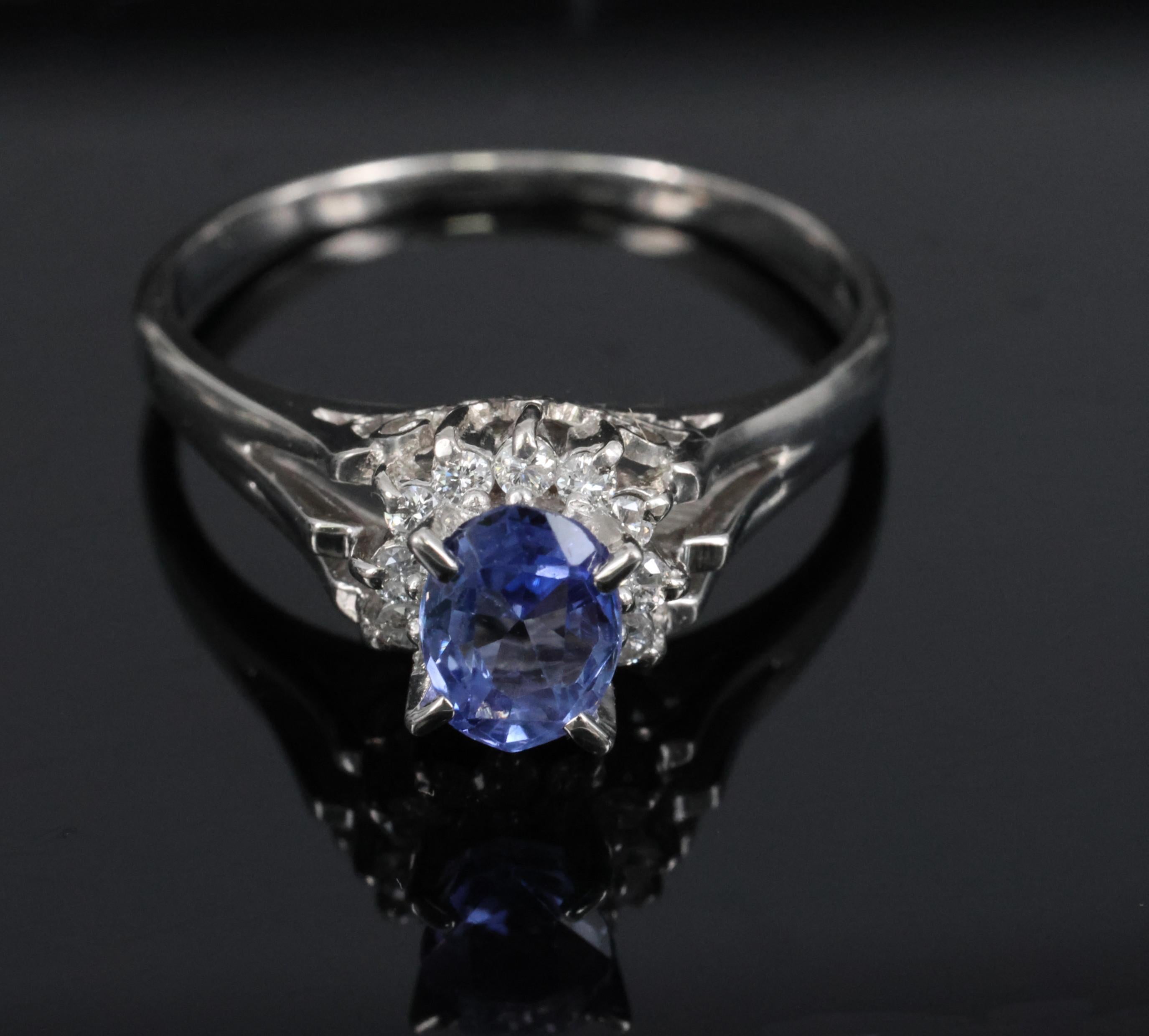 0.97ct Natural Violet Blue Sapphire & 0.17ct Diamond Platinum Ring Size 8.25