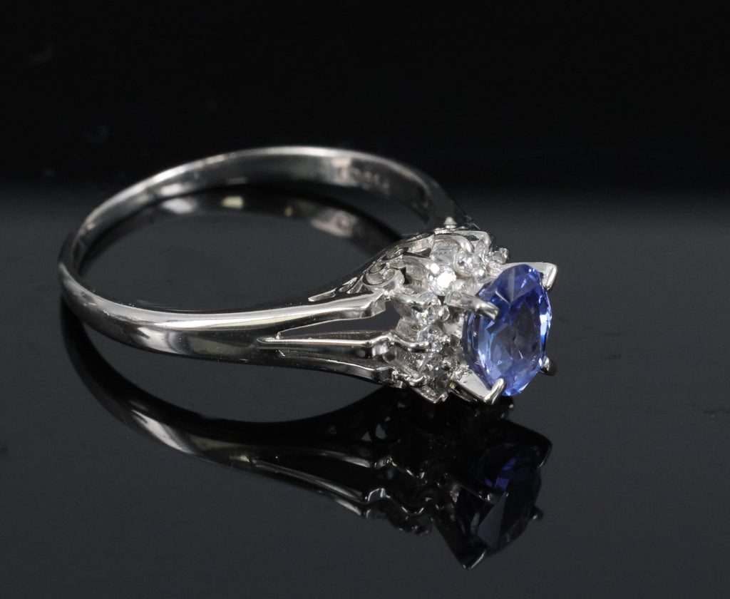 0.97ct Natural Violet Blue Sapphire & 0.17ct Diamond Platinum Ring Size 8.25