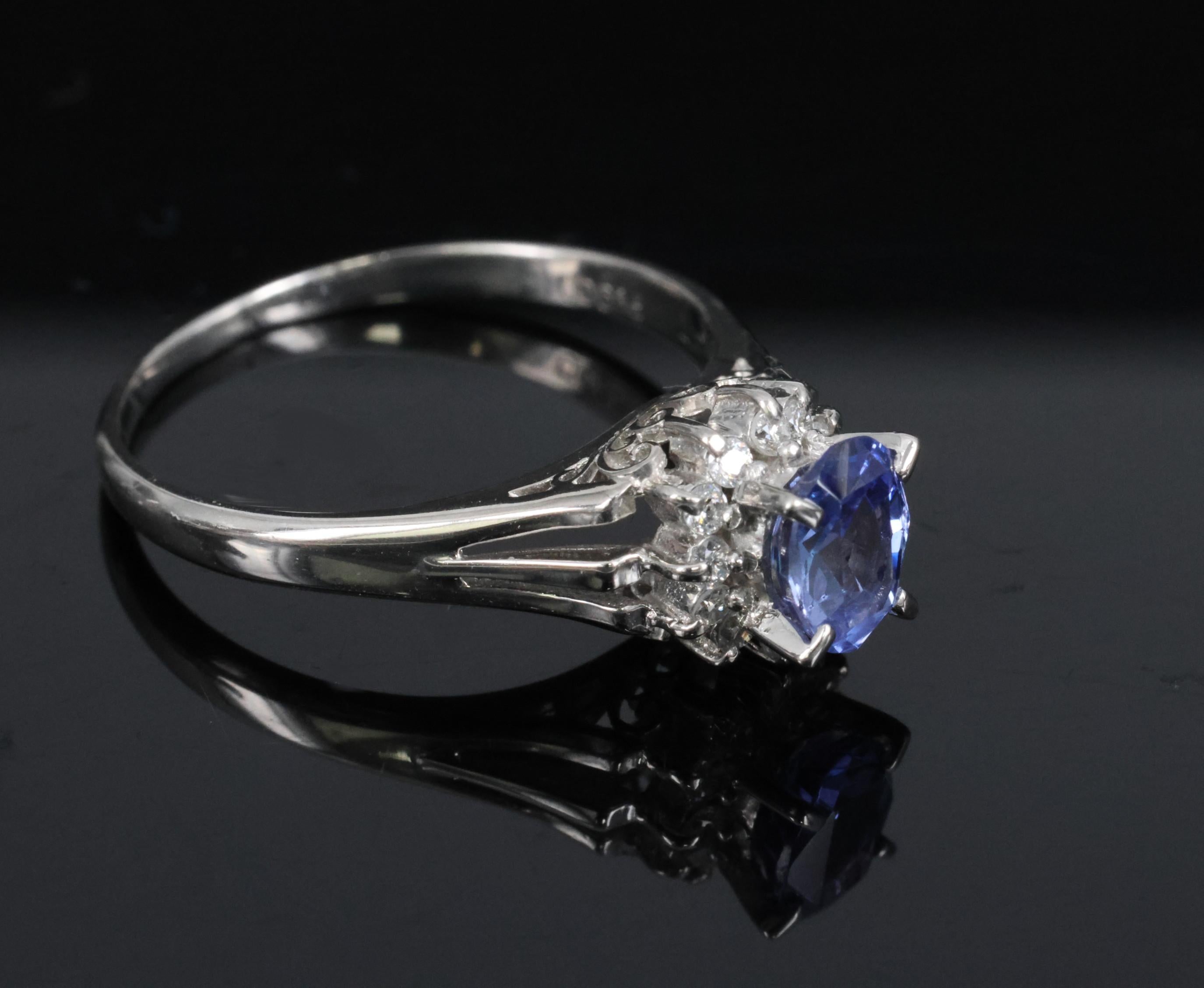 0.97ct Natural Violet Blue Sapphire & 0.17ct Diamond Platinum Ring Size 8.25