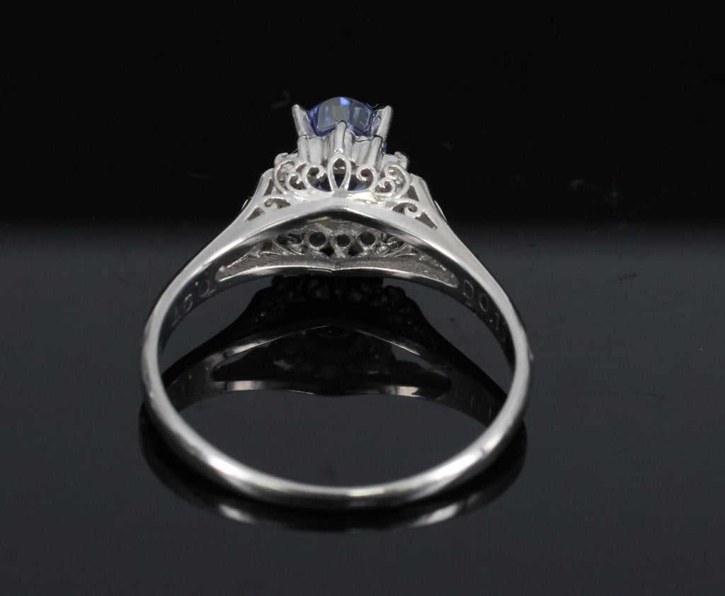 0.97ct Natural Violet Blue Sapphire & 0.17ct Diamond Platinum Ring Size 8.25