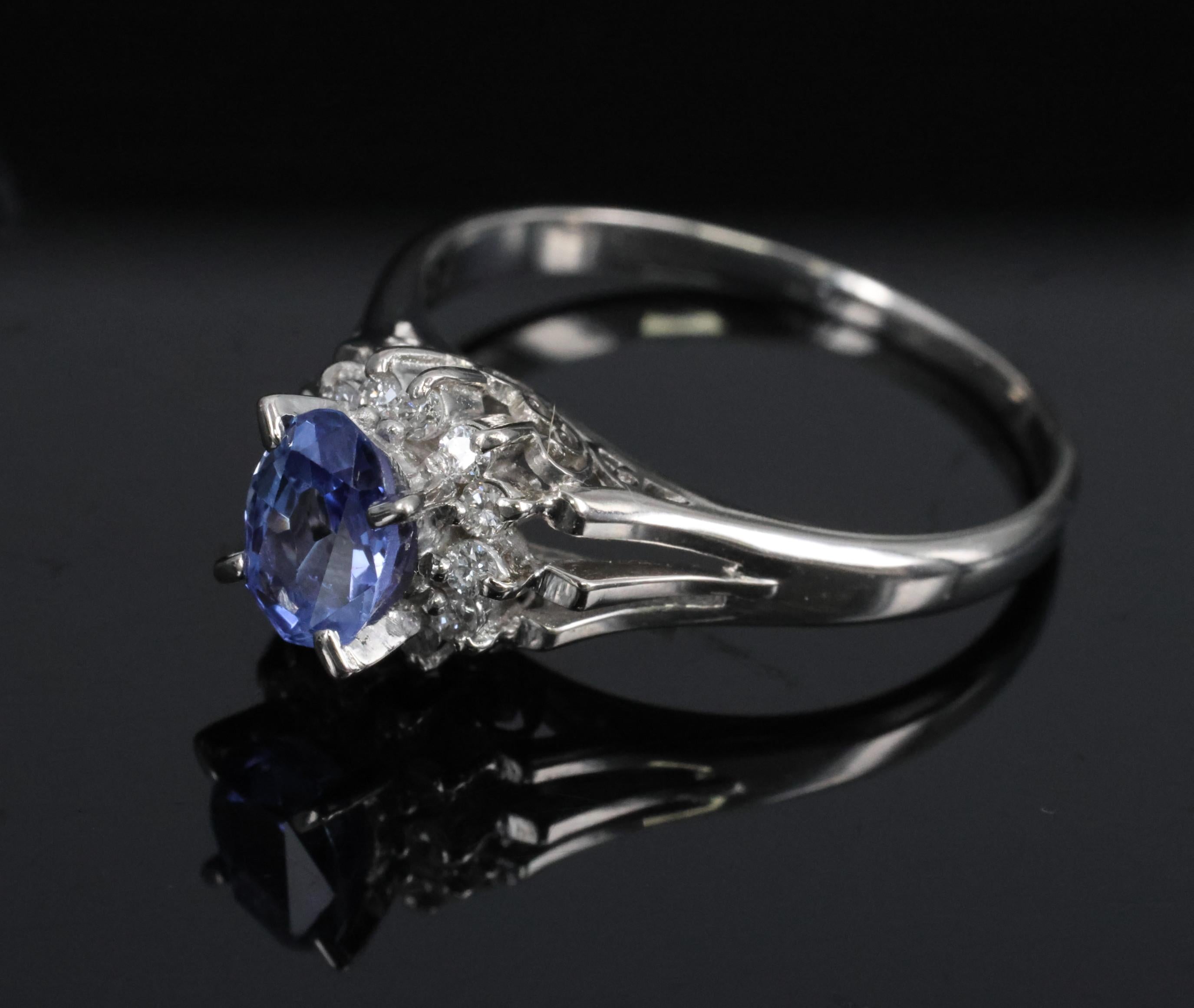0.97ct Natural Violet Blue Sapphire & 0.17ct Diamond Platinum Ring Size 8.25