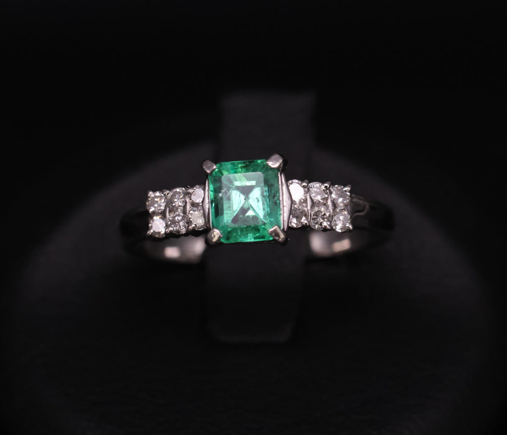 Fine Vintage 0.60ct Colombian Emerald & 0.20ct Diamond Platinum Ring Size 7