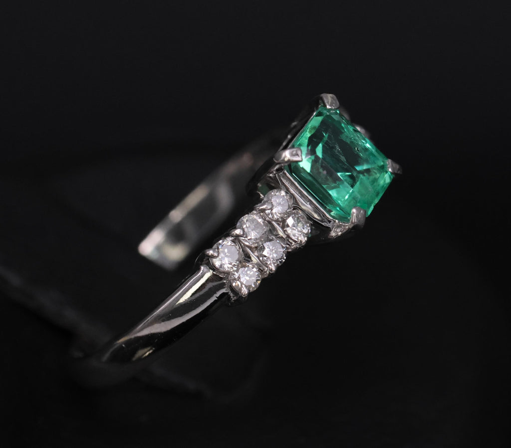 Fine Vintage 0.60ct Colombian Emerald & 0.20ct Diamond Platinum Ring Size 7