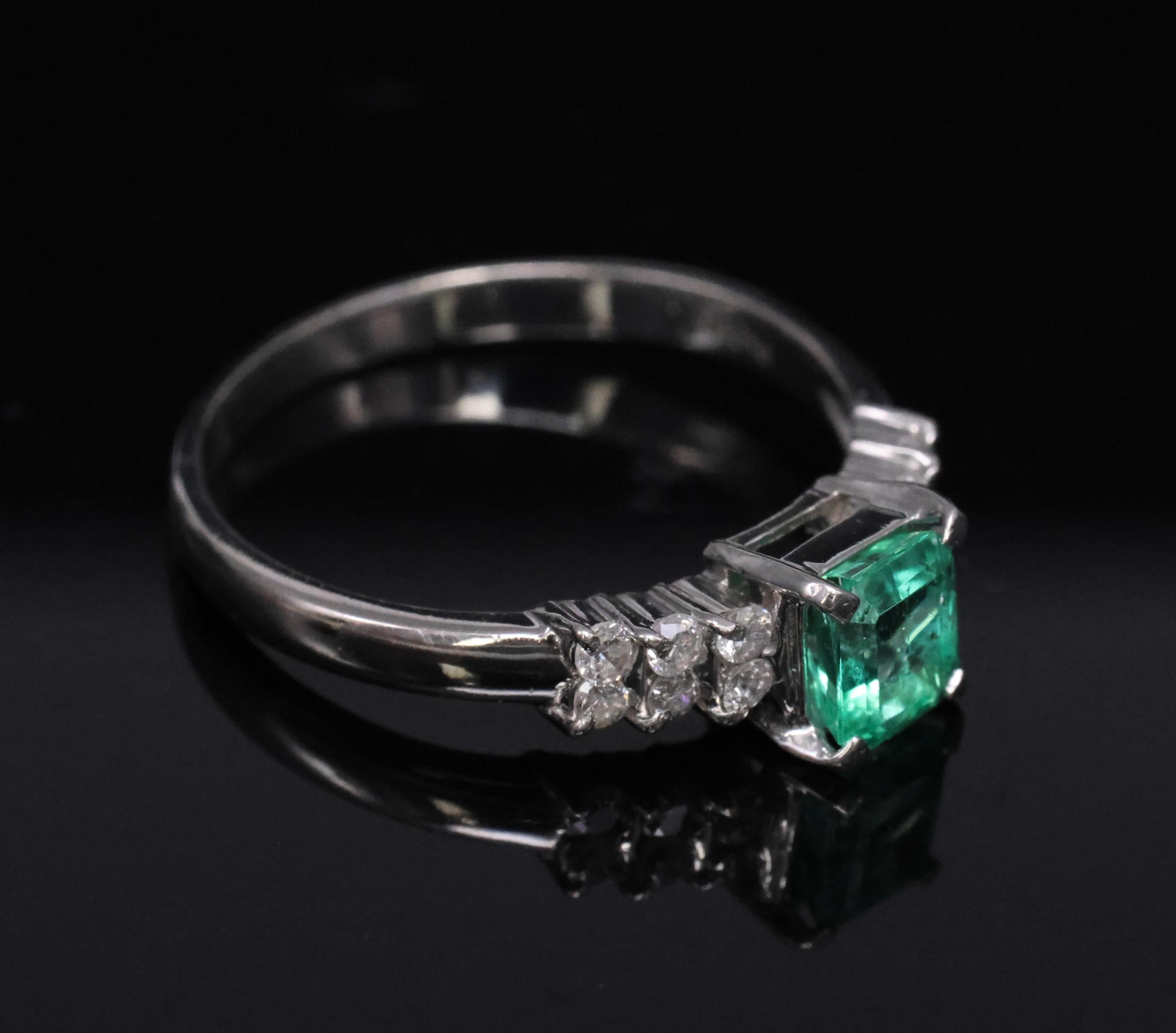 Fine Vintage 0.60ct Colombian Emerald & 0.20ct Diamond Platinum Ring Size 7