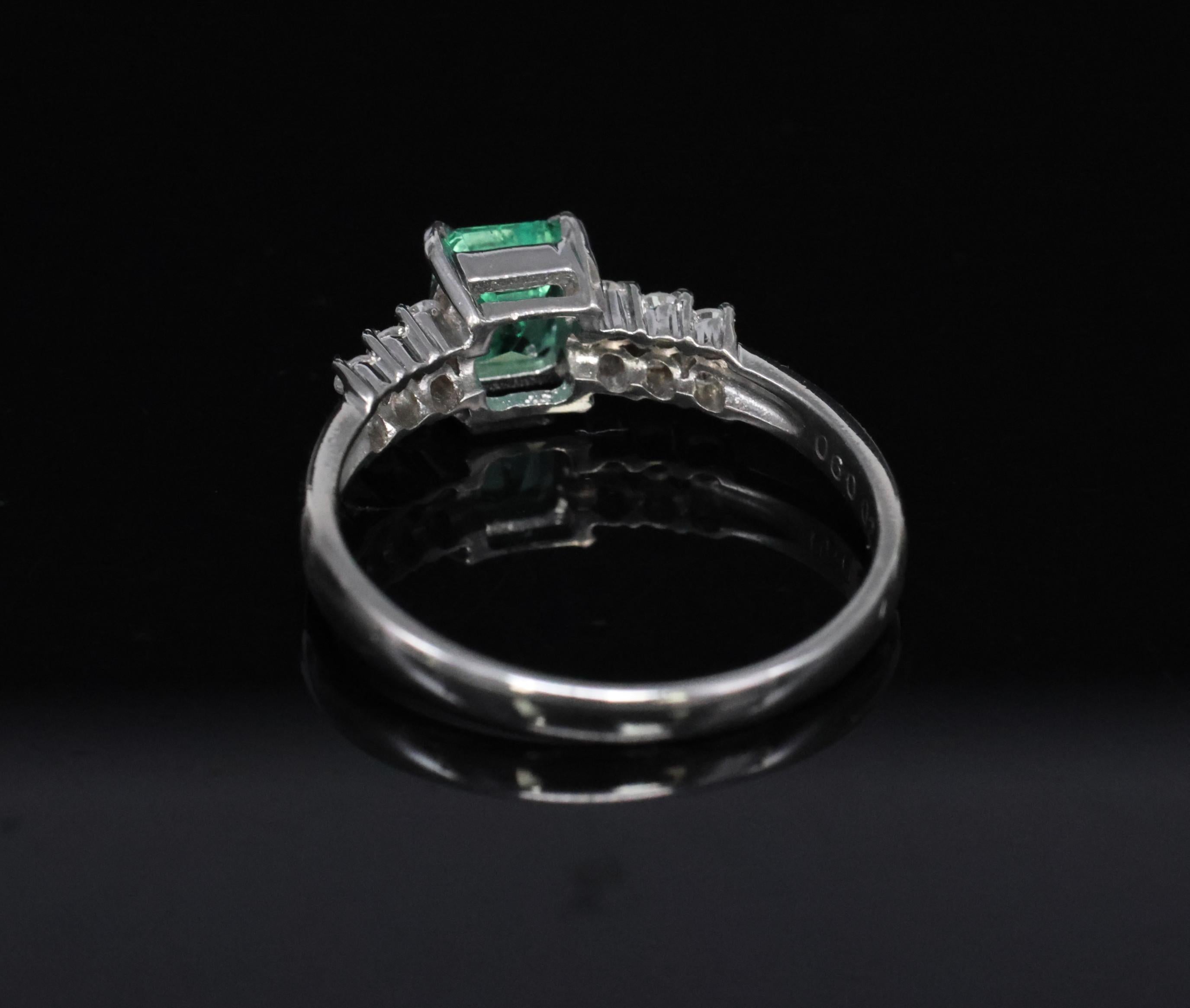 Fine Vintage 0.60ct Colombian Emerald & 0.20ct Diamond Platinum Ring Size 7