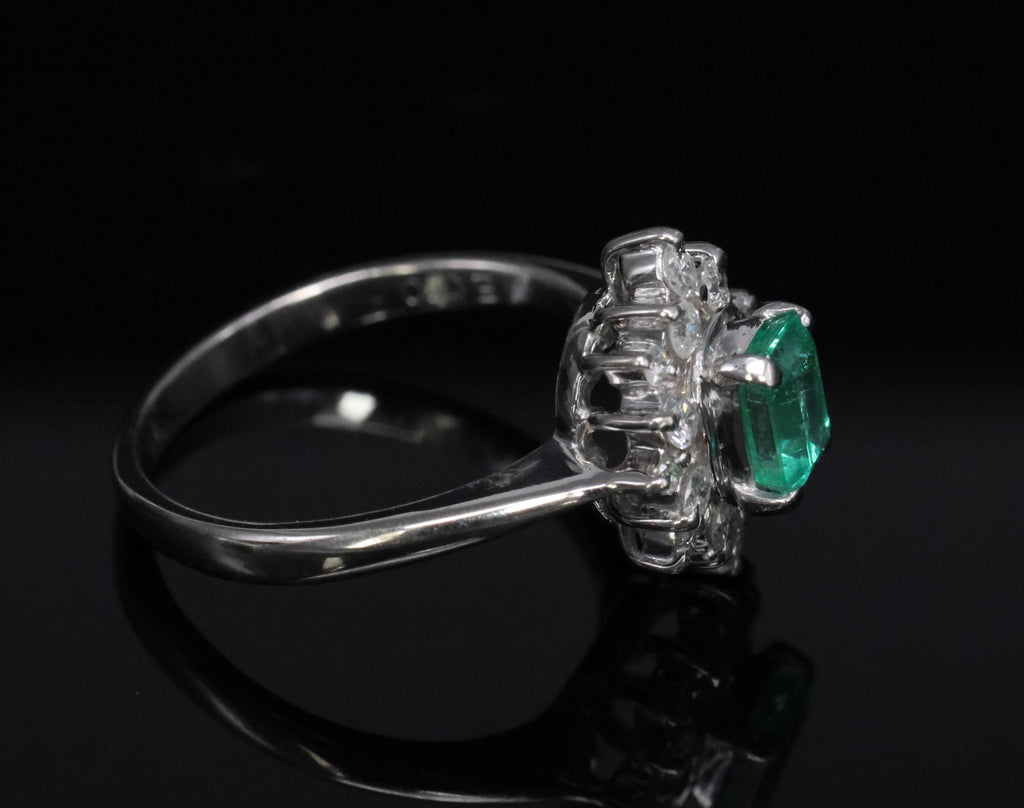 Fine Vintage 0.60ct Colombian Emerald 0.26ct Diamond Platinum Ring Size 4.75