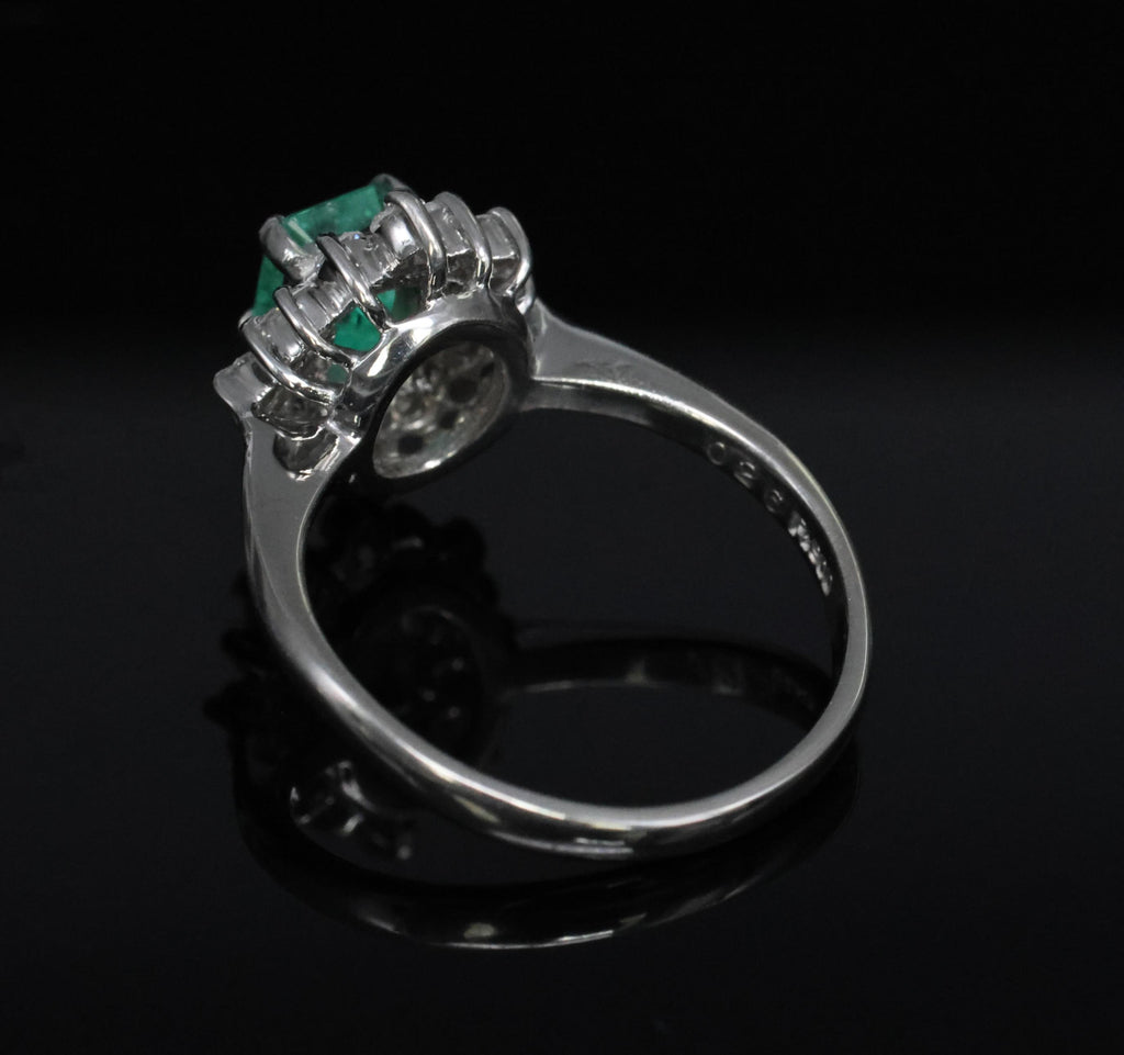 Fine Vintage 0.60ct Colombian Emerald 0.26ct Diamond Platinum Ring Size 4.75