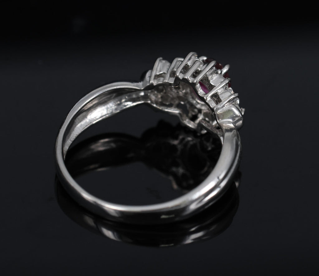 Vintage 0.35ct Natural Untreated Ruby & 0.23ct Diamond Platinum Ring Size 4.75