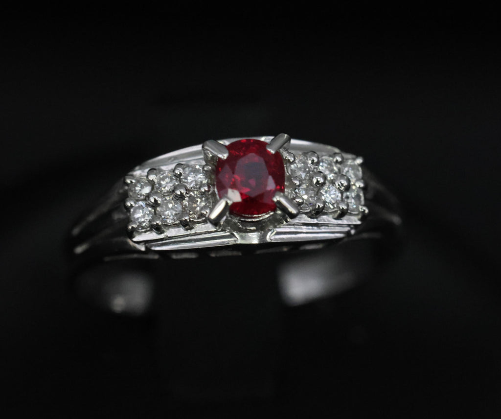 Vintage 0.40ct Vivid Red Ruby & 0.12ct Diamond Platinum Ring Size 6.75. 3.93g