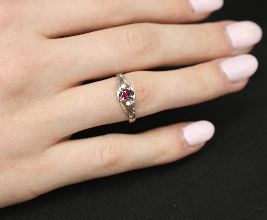 Vintage 0.30ct Ruby & 0.04ct Diamond Platinum Handmade Ring, Size 6.75, 3.4g
