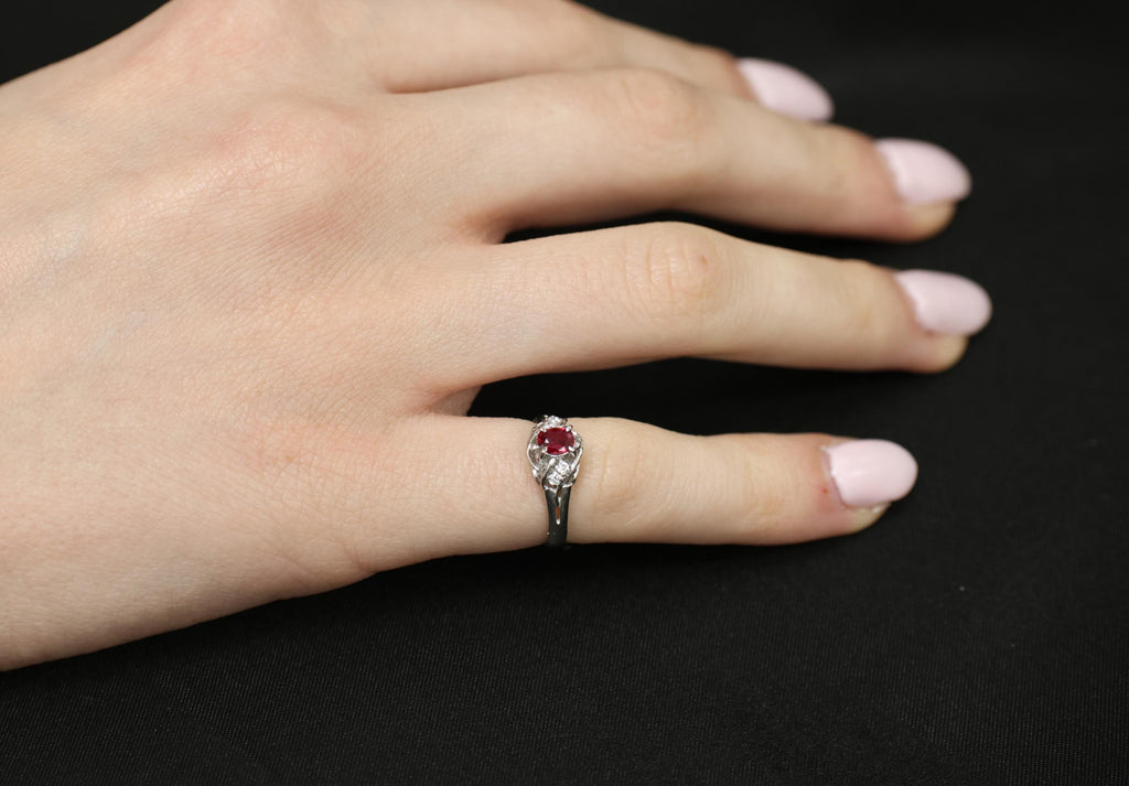 Vintage 0.35ct Intense Red Ruby & 0.09ct Diamond Platinum Ring Size 5.75