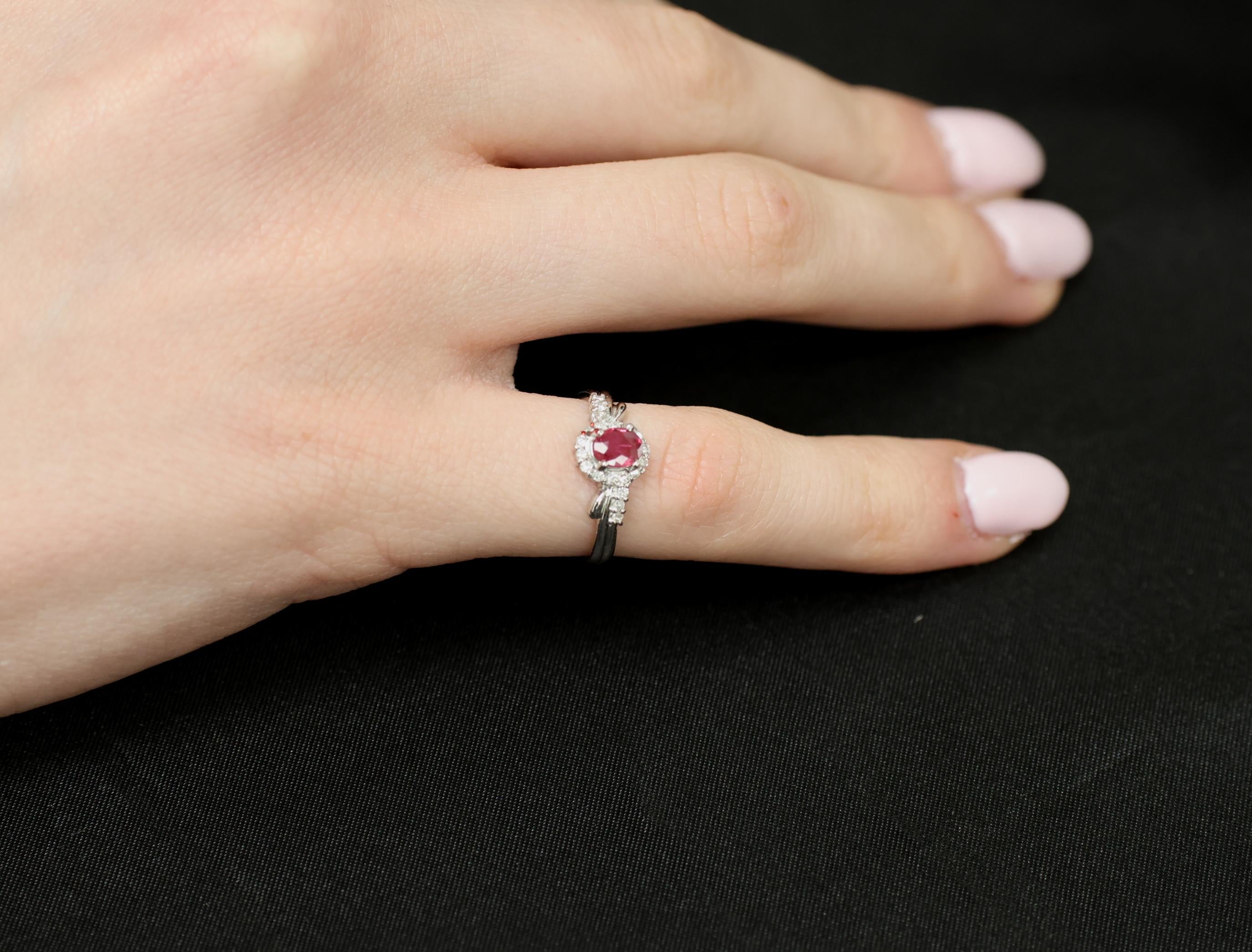 Vintage 0.38ct Vivid Red Natural Ruby & 0.14ct Diamond Platinum Ring Size 4.5