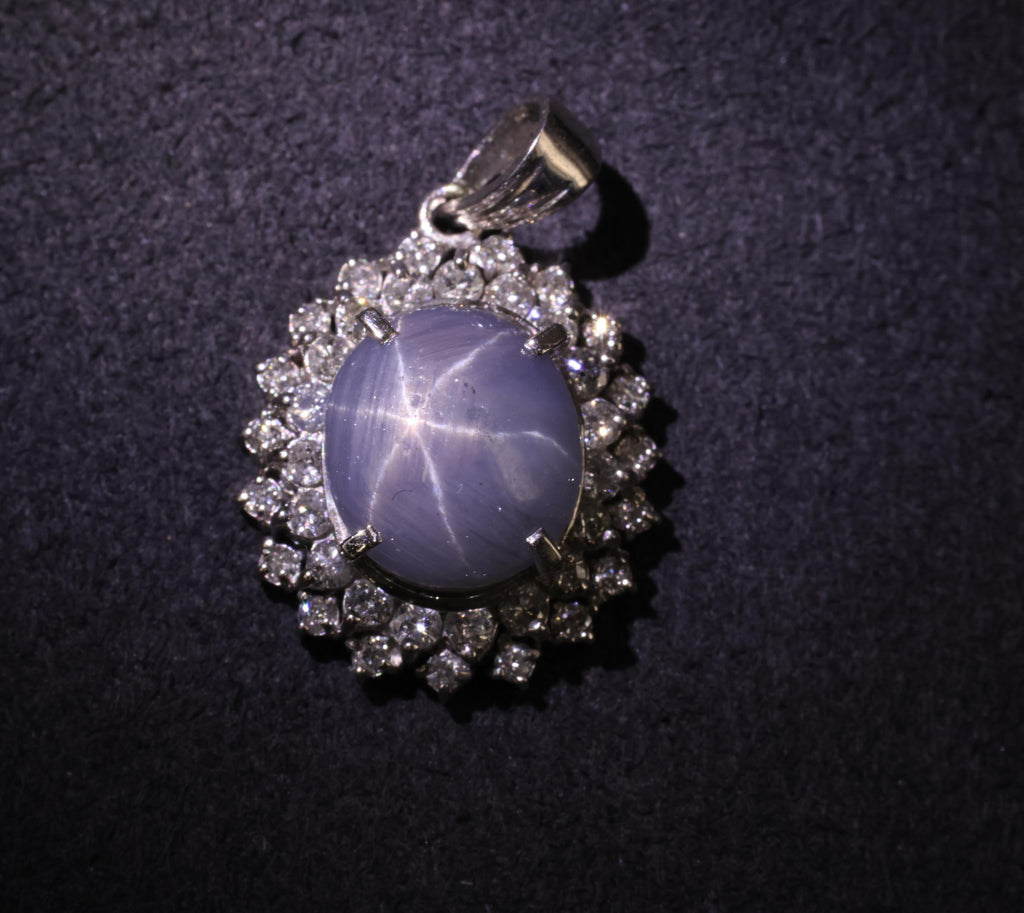 Vintage 4.80ct Natural Blue Star Sapphire & 0.61ct Diamond Halo Platinum Pendant