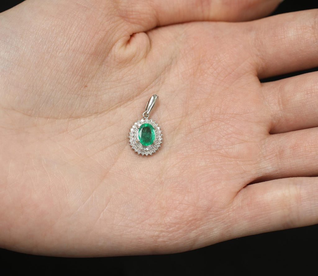 Vintage 0.75ct Oval Emerald & 0.22 Diamond Platinum Slide Pendant 2.04 Grams