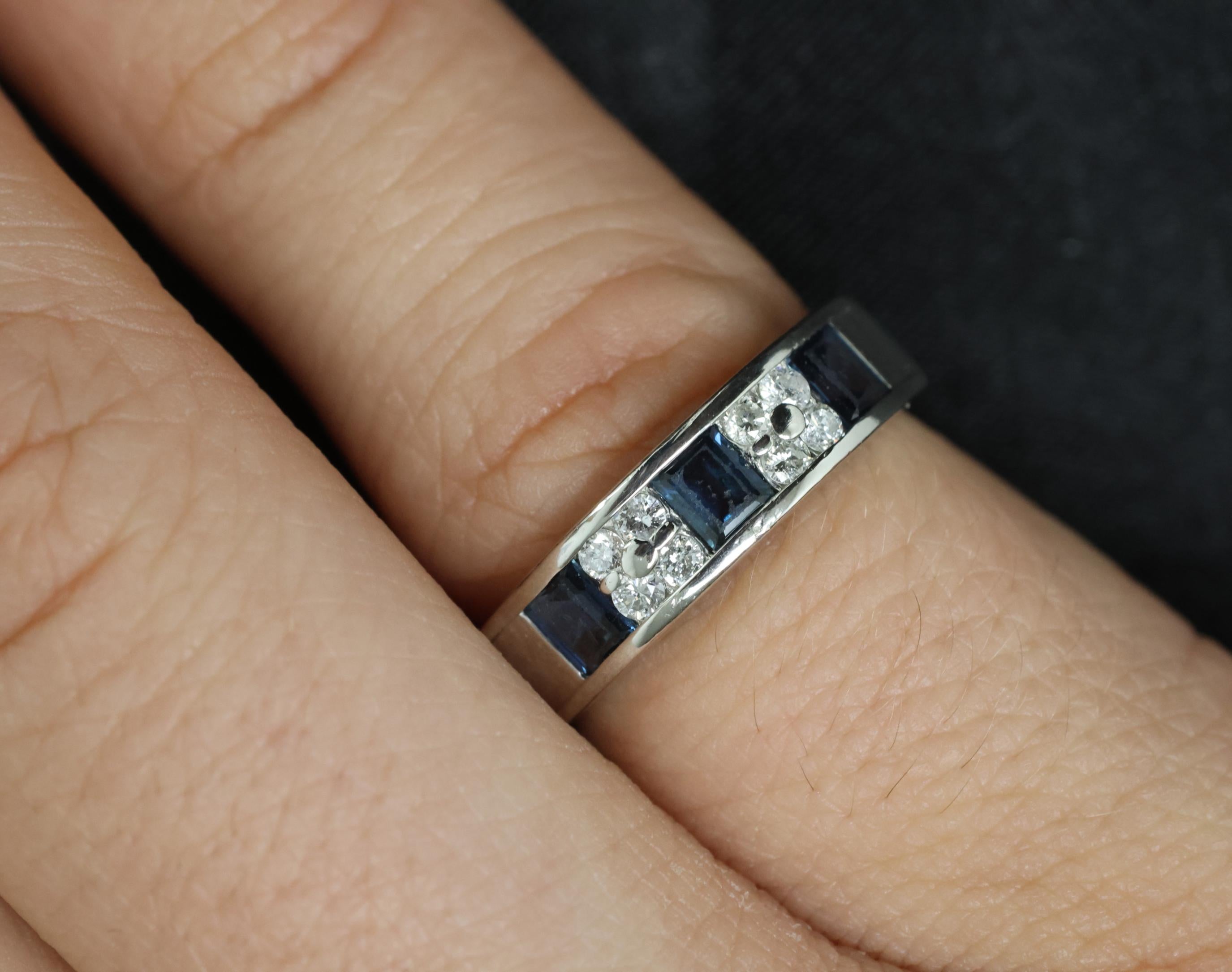 Vintage 0.68ct Natural Blue Sapphire 0.18ct Diamond Platinum 4.9mm Band Size 5.5