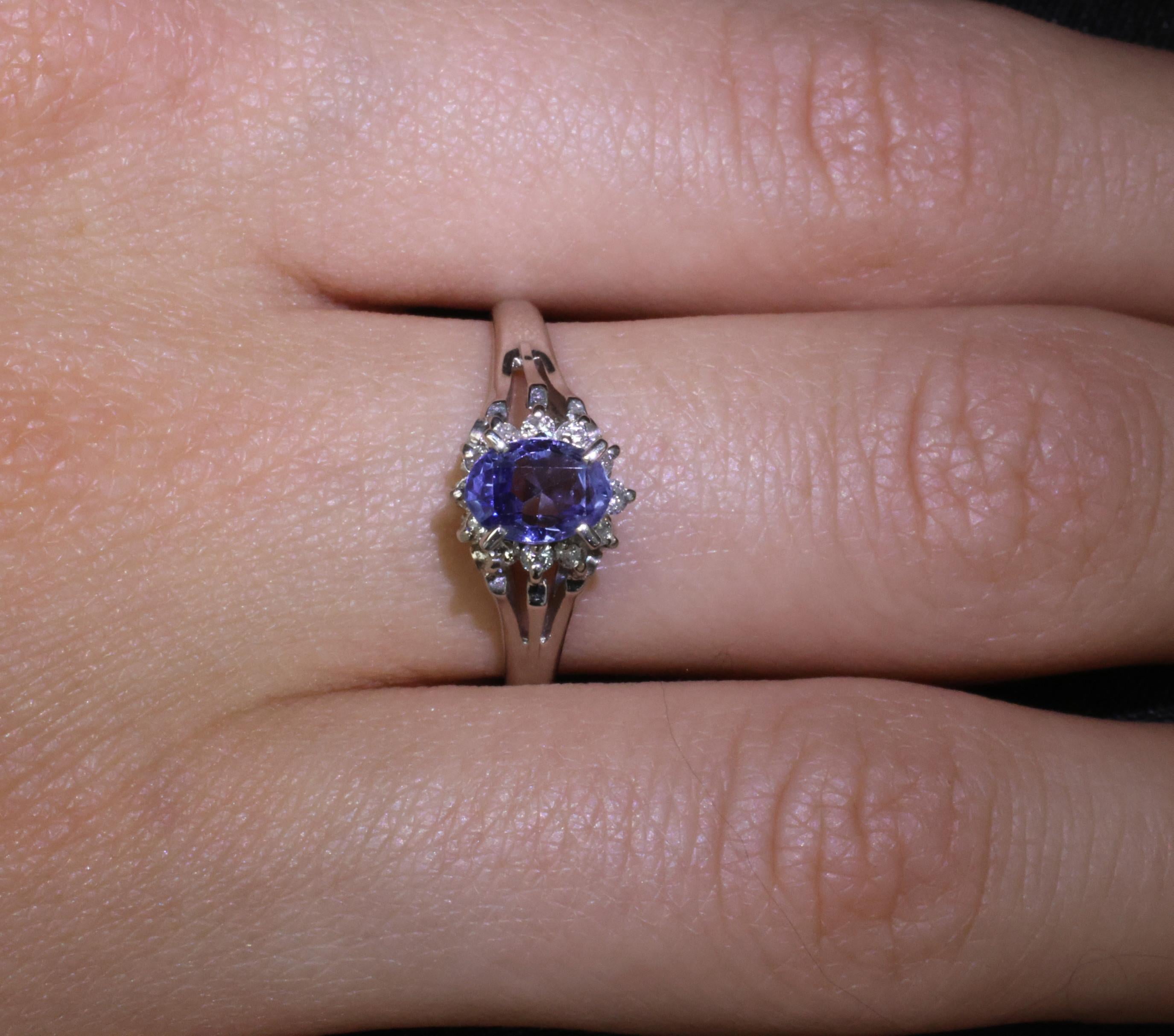 0.97ct Natural Violet Blue Sapphire & 0.17ct Diamond Platinum Ring Size 8.25