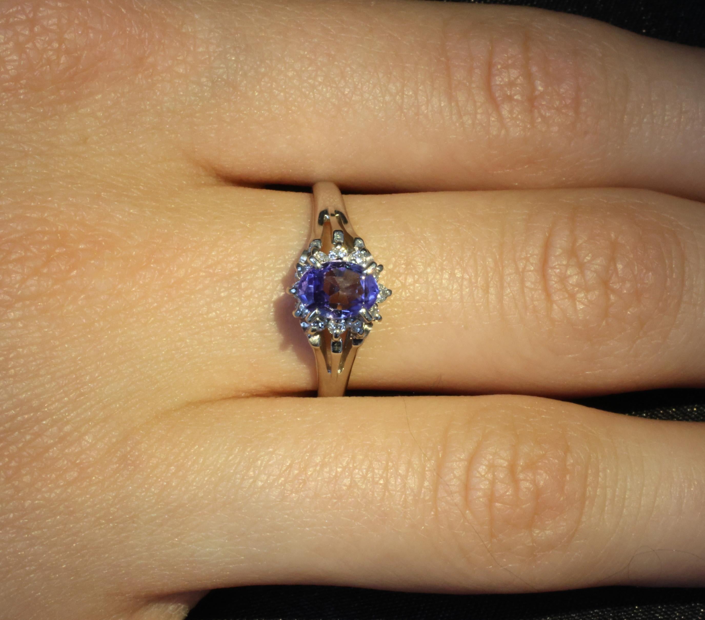 0.97ct Natural Violet Blue Sapphire & 0.17ct Diamond Platinum Ring Size 8.25