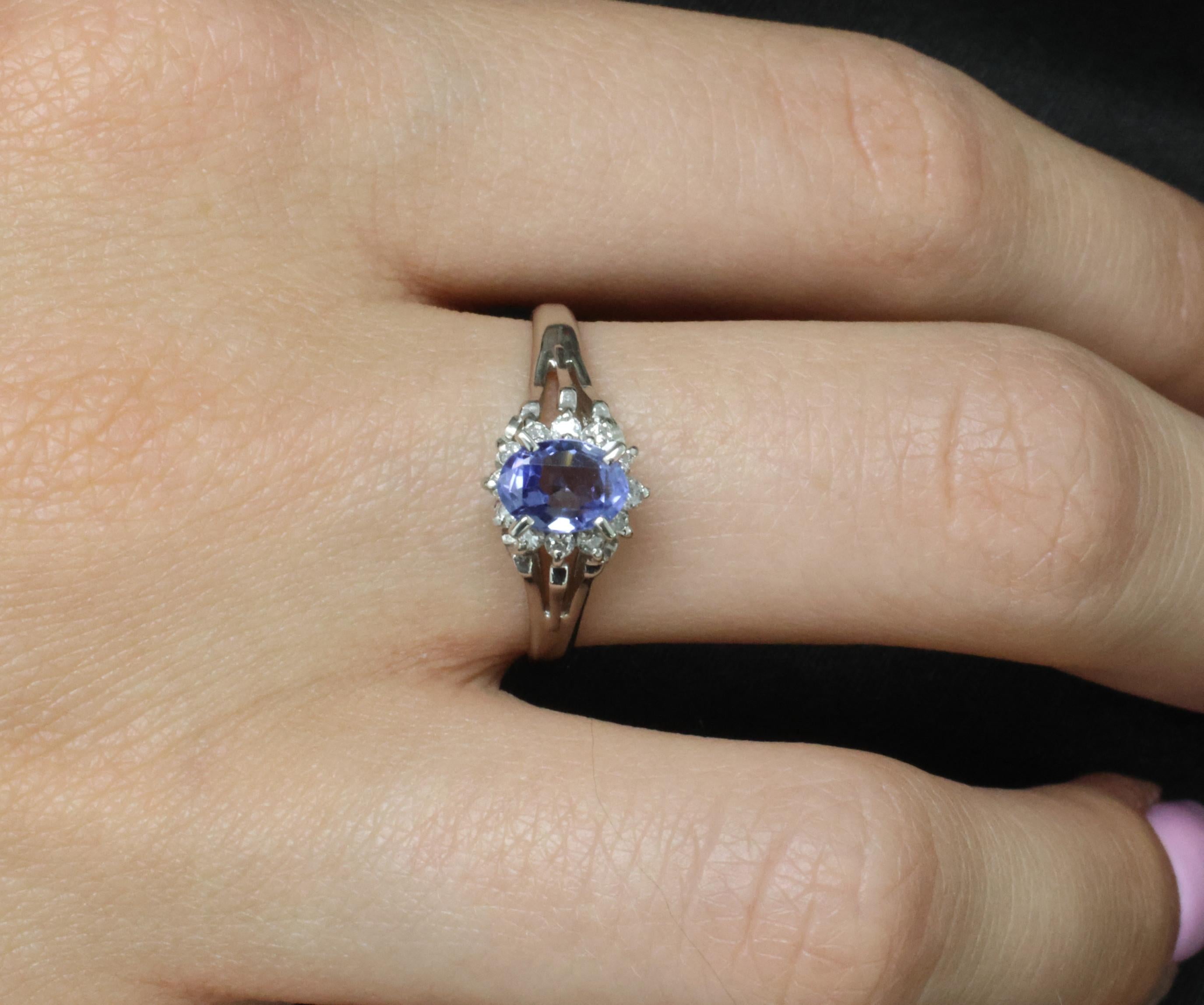 0.97ct Natural Violet Blue Sapphire & 0.17ct Diamond Platinum Ring Size 8.25