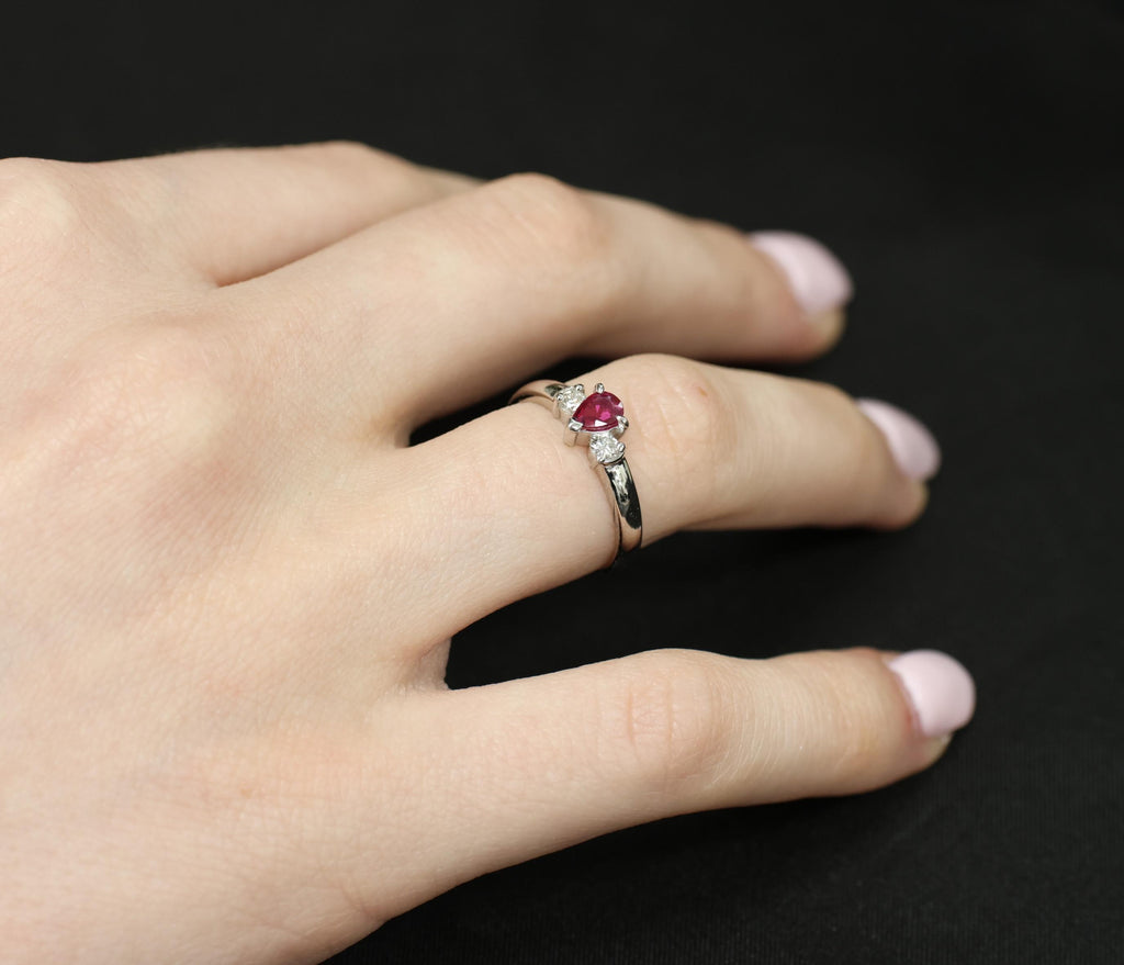 0.31ct Pear Shape Natural Ruby & 0.14ct Diamond Platinum Ring Size 6.25, 2.8g